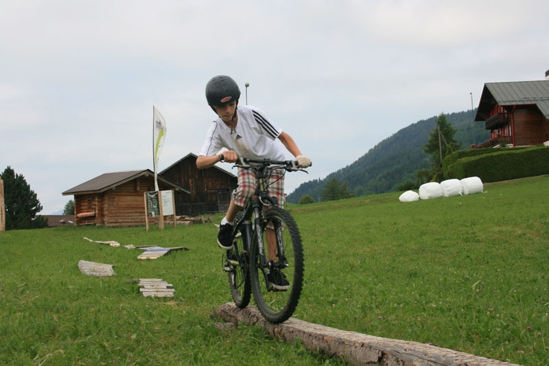 Village Camps International Summer Camp Leysin, Switzerland 2026-08-15 https://www.villagecamps.com/journals_admin/images/83-8-IMG_1667.jpg Village Camps International Summer Camp Leysin, Switzerland 2026-08-15 https://www.villagecamps.com/journals_admin/images/83-8-IMG_1667.jpg