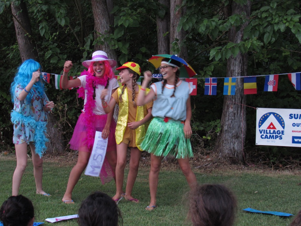 Village Camps International Summer Camp Chiclana, Spain 2017-07-28 https://www.villagecamps.com/journals_admin/images/1474-2630-IMG_1974.jpg