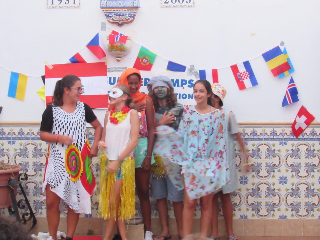 Village Camps International Summer Camp Chiclana, Spain 2017-07-28 https://www.villagecamps.com/journals_admin/images/1518-2516-IMG_3842.jpg