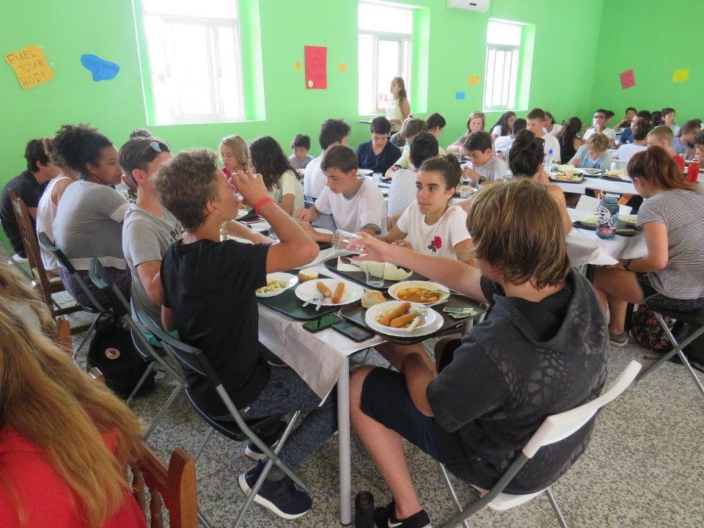 Village Camps International Summer Camp Chiclana, Spain 2017-07-28 https://www.villagecamps.com/journals_admin/images/1824-0371-IMG_4728.jpg