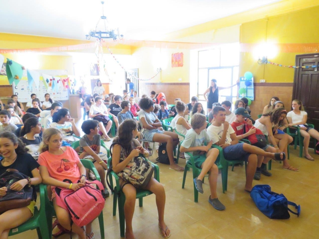Village Camps International Summer Camp Chiclana, Spain 2017-07-28 https://www.villagecamps.com/journals_admin/images/1824-0533-IMG_4738.jpg