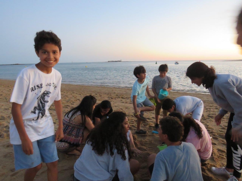 Village Camps International Summer Camp Chiclana, Spain 2017-07-28 https://www.villagecamps.com/journals_admin/images/1825-9164-IMG_5018.jpg Village Camps International Summer Camp Chiclana, Spain 2017-07-28 https://www.villagecamps.com/journals_admin/images/1825-9164-IMG_5018.jpg