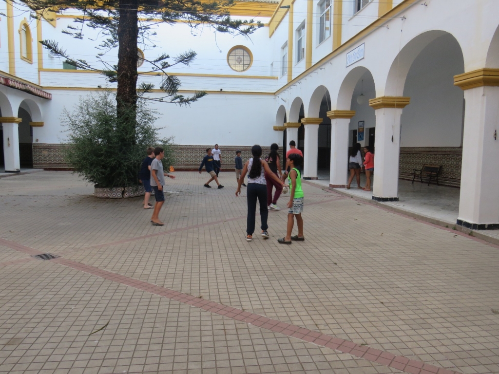 Village Camps International Summer Camp Chiclana, Spain 2017-07-28 https://www.villagecamps.com/journals_admin/images/1829-1560-IMG_5493.jpg