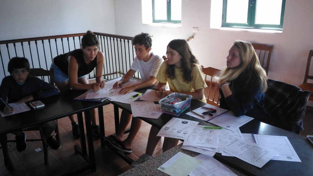 Village Camps International Summer Camp Chiclana, Spain 2017-07-28 https://www.villagecamps.com/journals_admin/images/1831-0973-P_20170711_111218.jpg