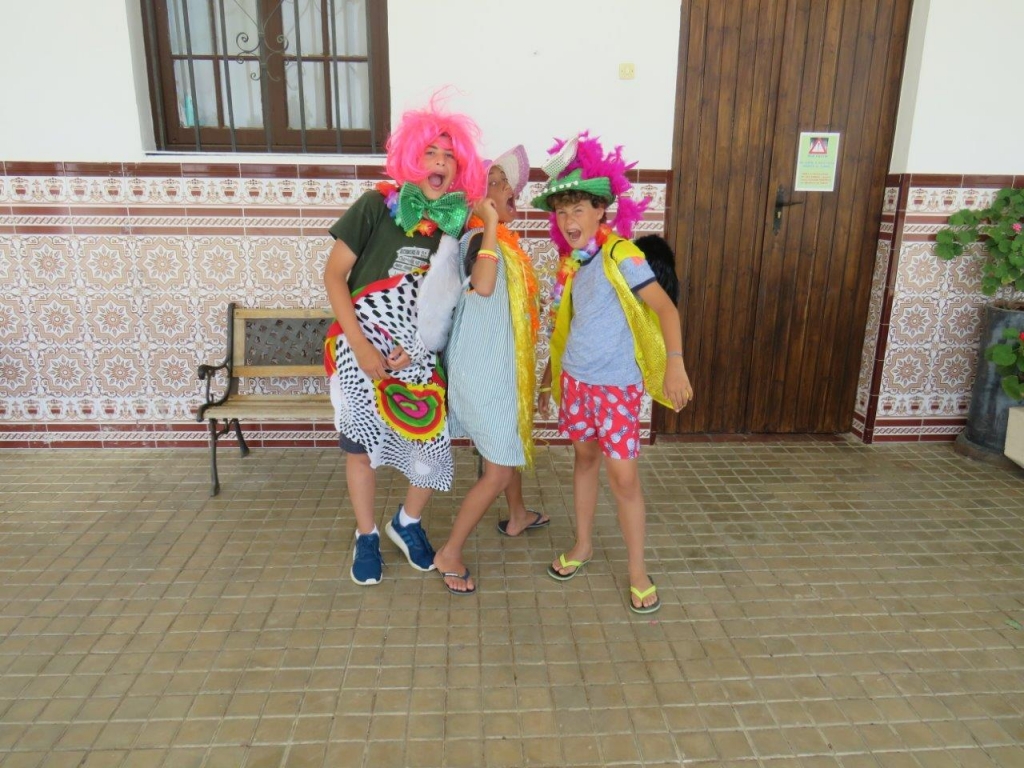 Village Camps International Summer Camp Chiclana, Spain 2017-07-28 https://www.villagecamps.com/journals_admin/images/1831-9602-IMG_5854.jpg