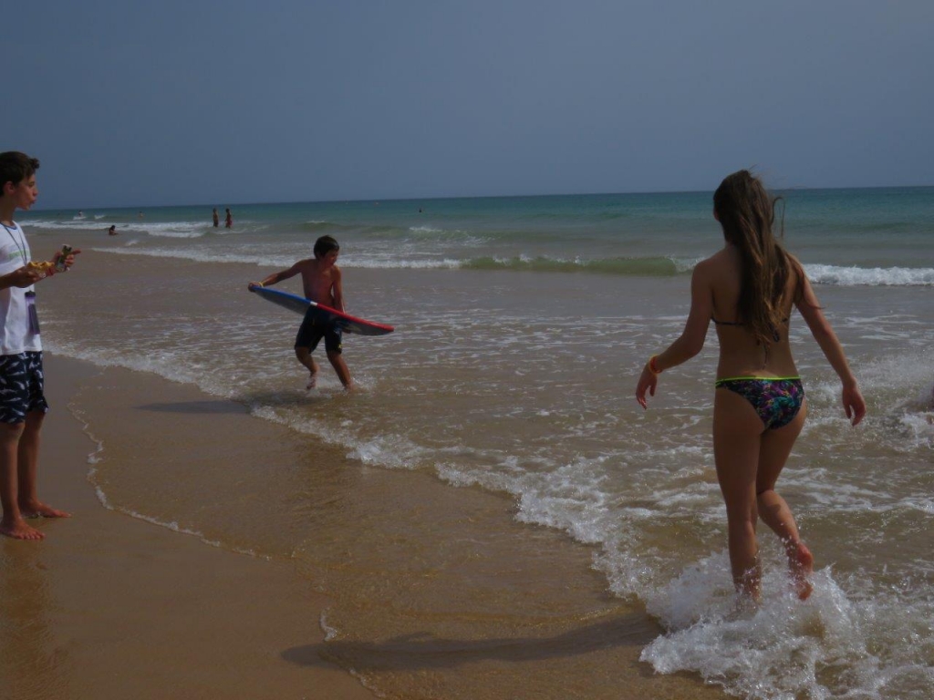 Village Camps International Summer Camp Chiclana, Spain 2017-07-28 https://www.villagecamps.com/journals_admin/images/1836-6676-IMG_7049.jpg