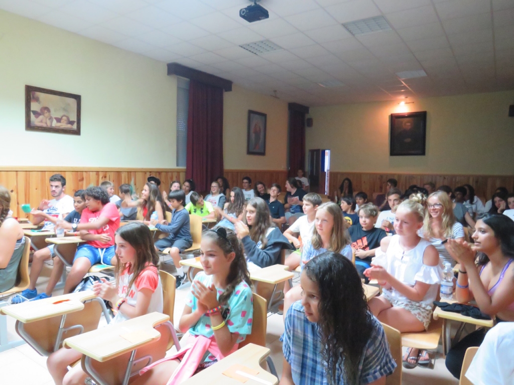 Village Camps International Summer Camp Chiclana, Spain 2017-07-28 https://www.villagecamps.com/journals_admin/images/1843-0253-File35.jpg