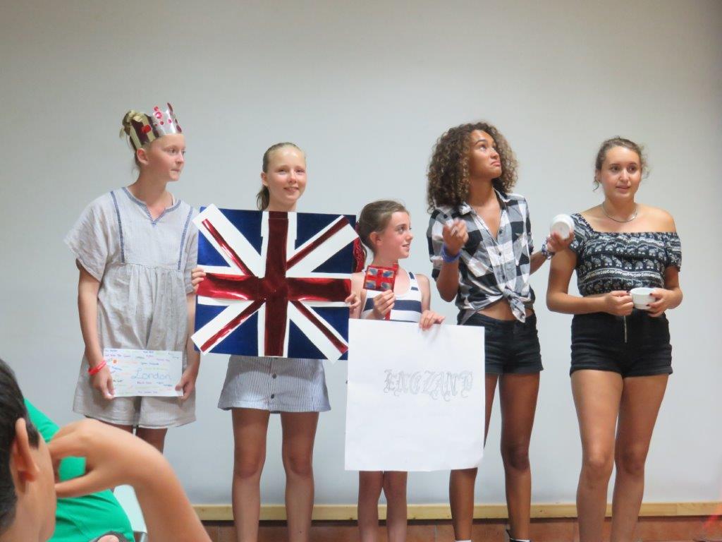 Village Camps International Summer Camp Chiclana, Spain 2017-07-28 https://www.villagecamps.com/journals_admin/images/1844-9904-IMG_8824.jpg