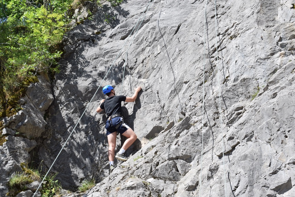 Village Camps International Summer Camp YPO-JLU 2019-07-20 https://www.villagecamps.com/journals_admin/images/2119-0987-DSC_0499.jpg
