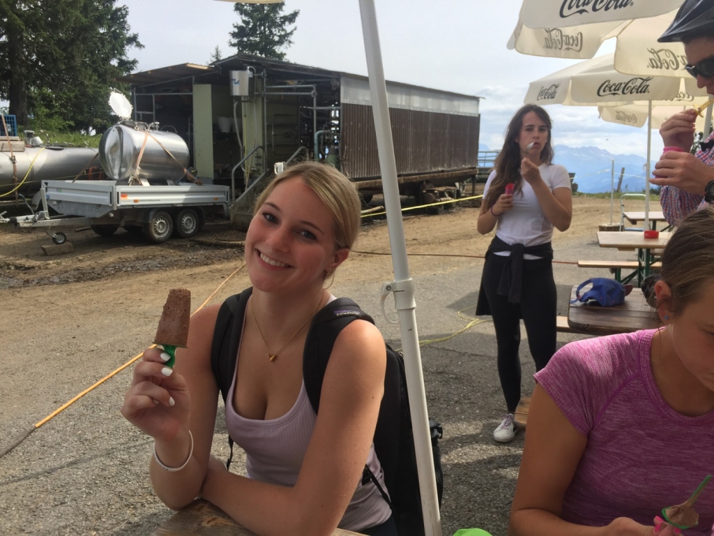 Village Camps International Summer Camp YPO-JLU 2019-07-20 https://www.villagecamps.com/journals_admin/images/2127-0630-IMG_1083.jpg