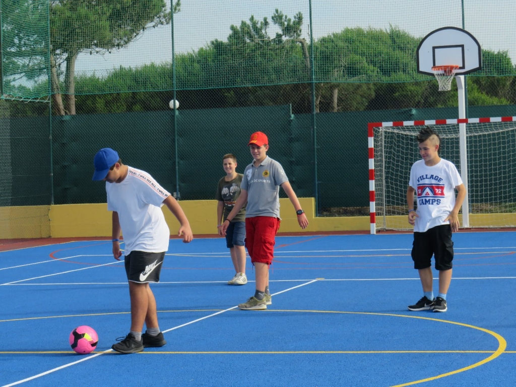 Village Camps International Summer Camp Santa Cruz, Portugal 2025-07-25 https://www.villagecamps.com/journals_admin/images/1947-7635-IMG_0474.jpg