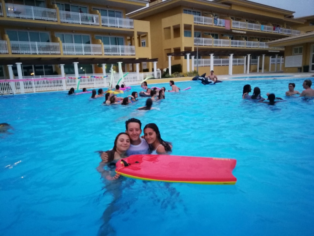 Village Camps International Summer Camp Santa Cruz, Portugal 2025-07-25 https://www.villagecamps.com/journals_admin/images/2014-2454-IMG-20180719-WA0045.jpg