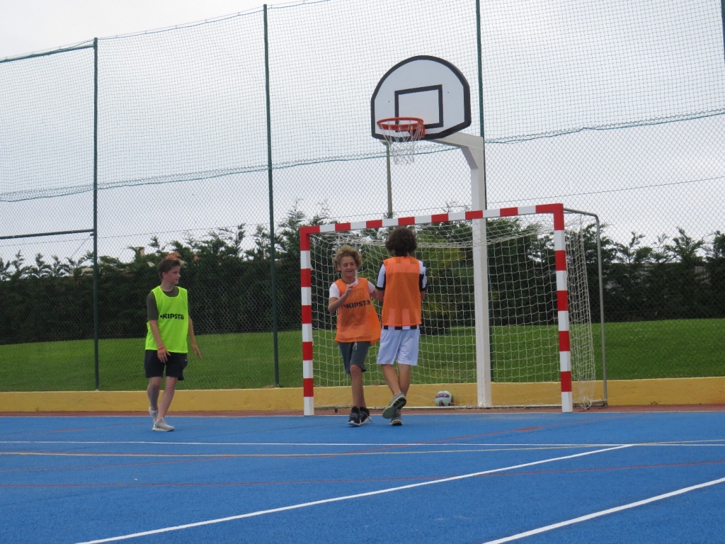 Village Camps International Summer Camp   https://www.villagecamps.com/journals_admin/images/2075-7716-IMG_4330.jpg