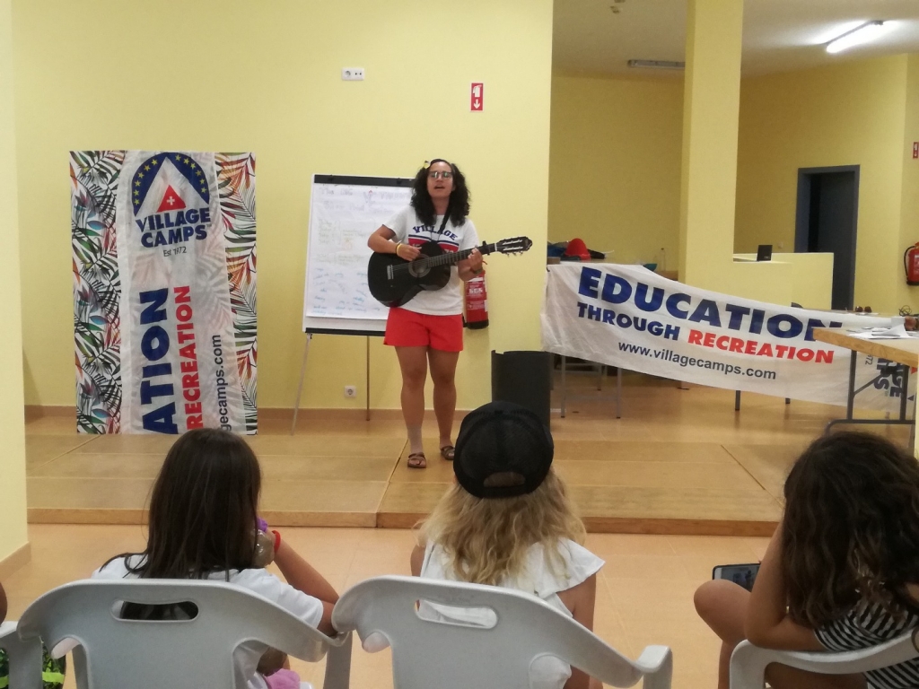 Village Camps International Summer Camp Santa Cruz, Portugal 2025-07-25 https://www.villagecamps.com/journals_admin/images/2079-3213-IMG_20180728_205354.jpg