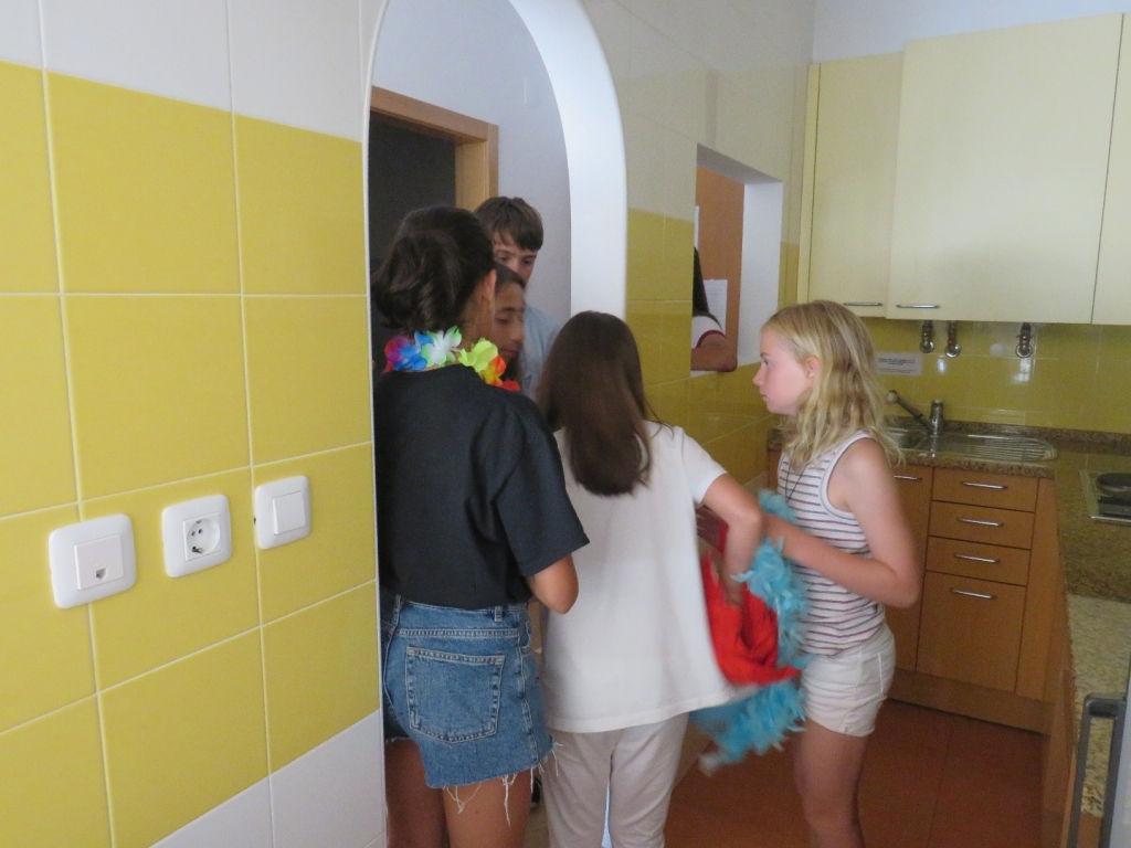 Village Camps International Summer Camp Santa Cruz, Portugal 2025-07-25 https://www.villagecamps.com/journals_admin/images/2080-1402-IMG_5392.jpg