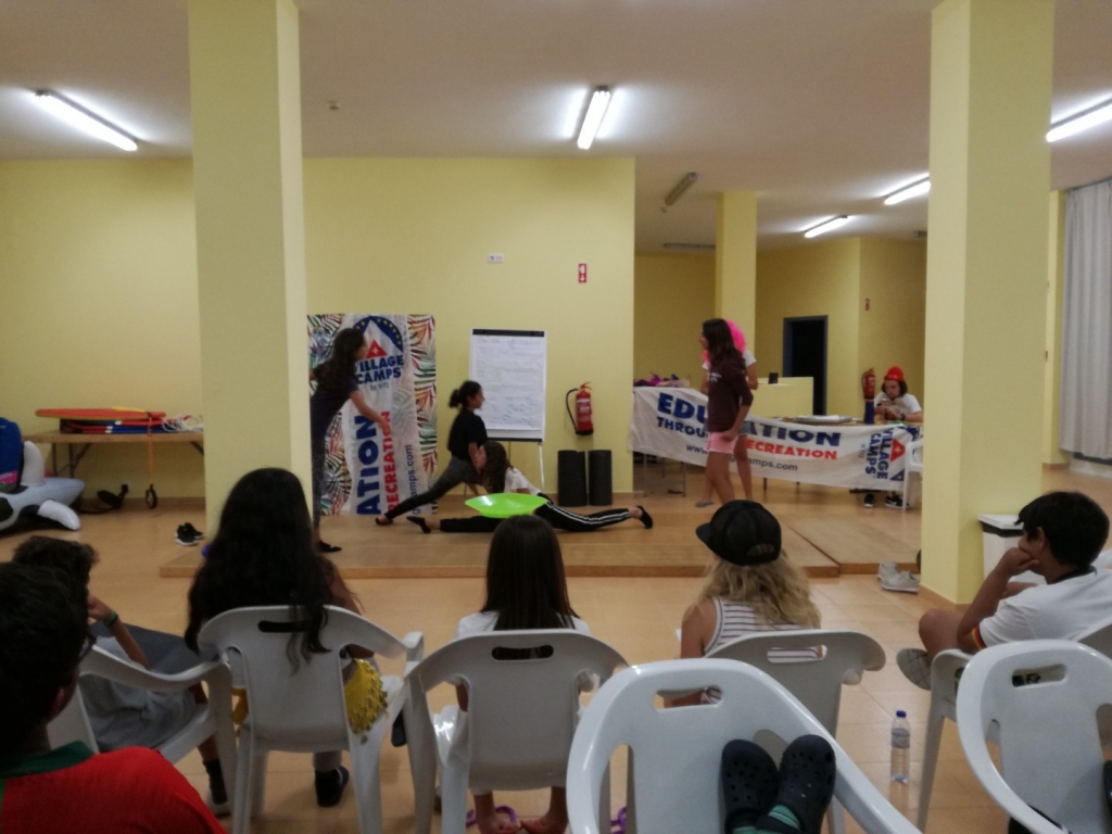 Village Camps International Summer Camp Santa Cruz, Portugal 2026-07-17 https://www.villagecamps.com/journals_admin/images/2080-1523-IMG_20180729_210746.jpg