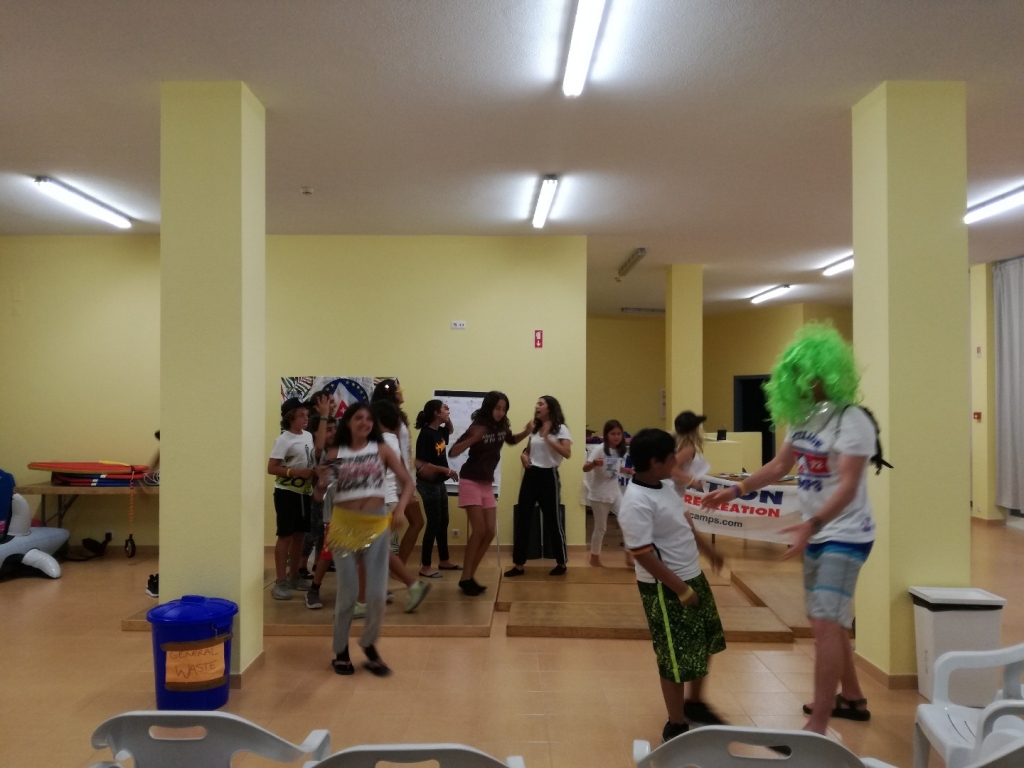 Village Camps International Summer Camp Santa Cruz, Portugal 2025-07-25 https://www.villagecamps.com/journals_admin/images/2080-1523-IMG_20180729_210904.jpg