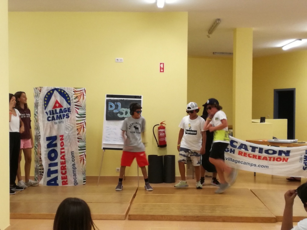 Village Camps International Summer Camp Santa Cruz, Portugal 2026-07-17 https://www.villagecamps.com/journals_admin/images/2080-1543-IMG_20180729_215117.jpg