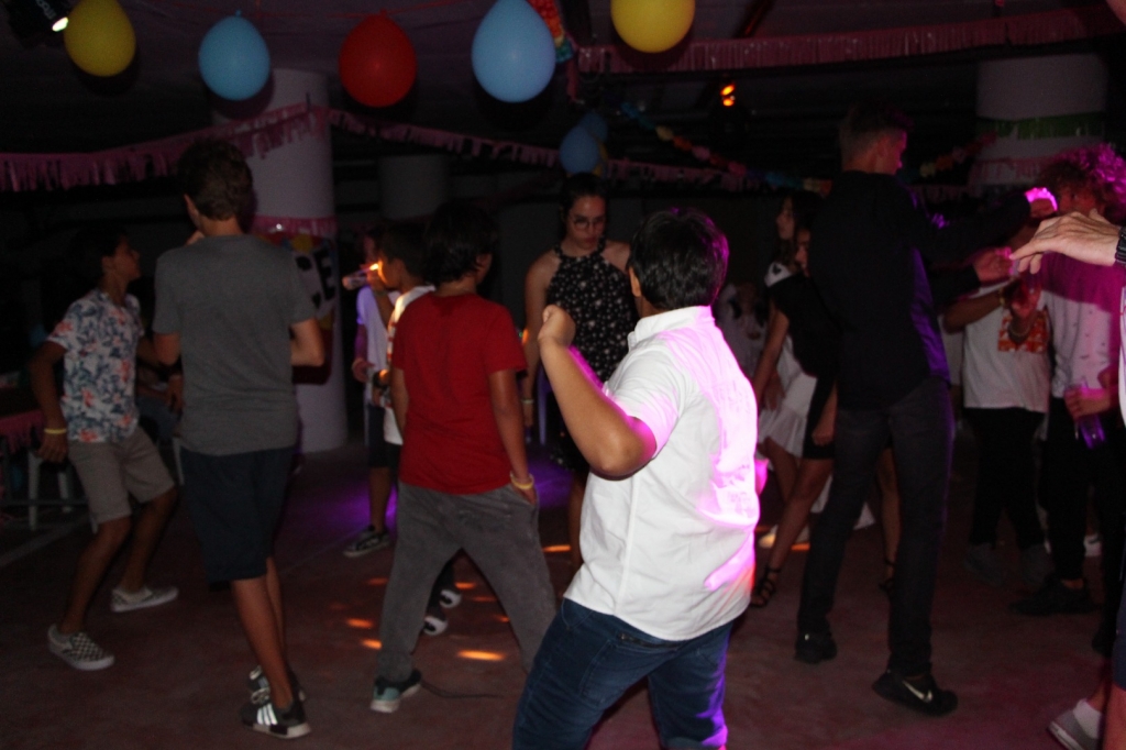 Village Camps International Summer Camp Santa Cruz, Portugal 2025-07-25 https://www.villagecamps.com/journals_admin/images/2085-8234-IMG_9423.jpg