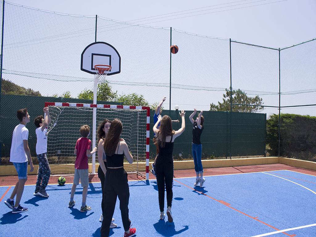 Village Camps International Summer Camp Santa Cruz, Portugal 2025-07-25 https://www.villagecamps.com/journals_admin/images/2182-0110-_MG_3941.jpg