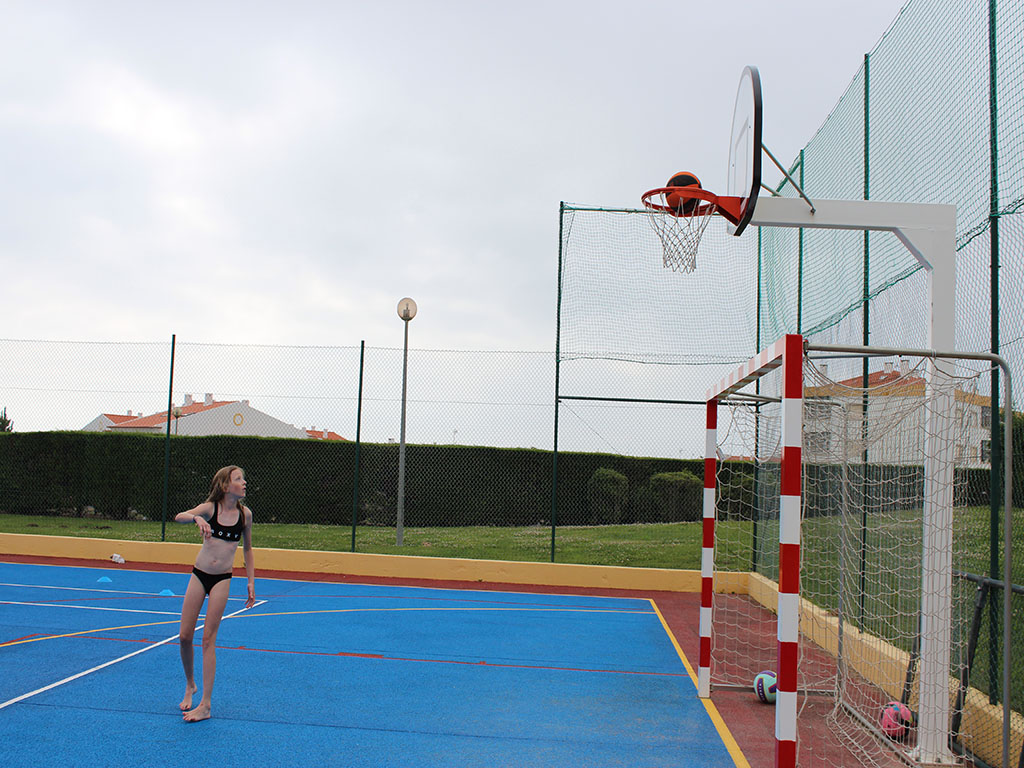 Village Camps International Summer Camp Santa Cruz, Portugal 2025-07-25 https://www.villagecamps.com/journals_admin/images/2184-5689-IMG_4543.jpg
