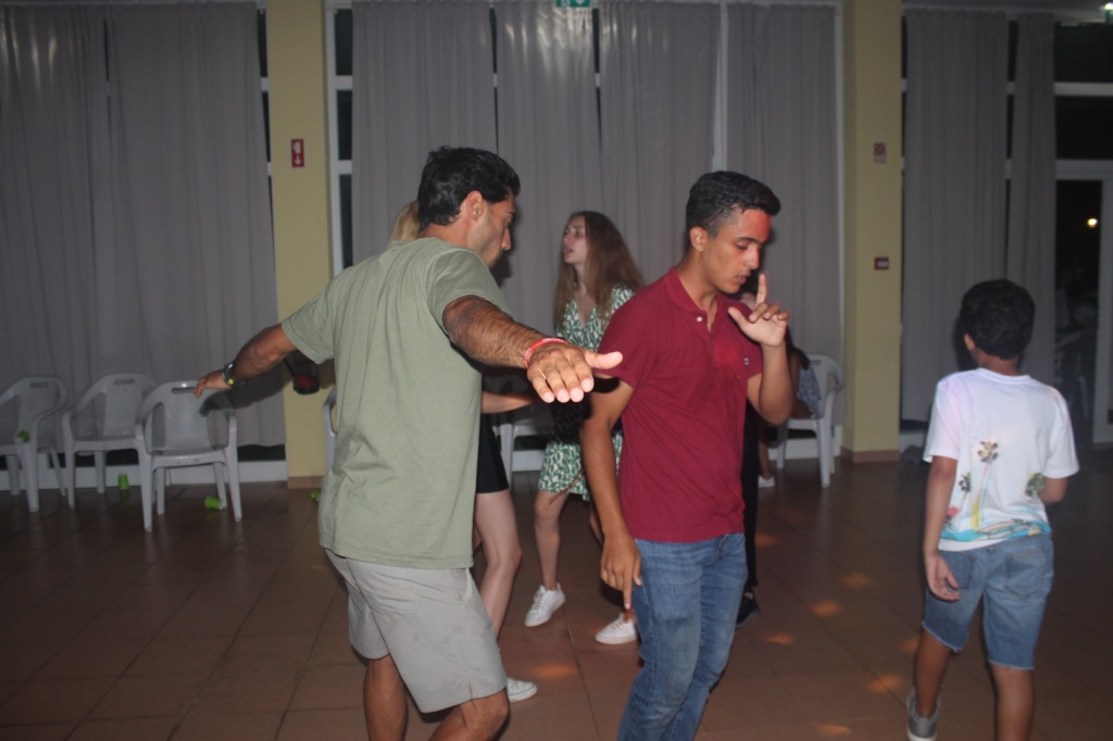 Village Camps International Summer Camp Santa Cruz, Portugal 2026-07-31 https://www.villagecamps.com/journals_admin/images/2191-1965-IMG_9135.jpg