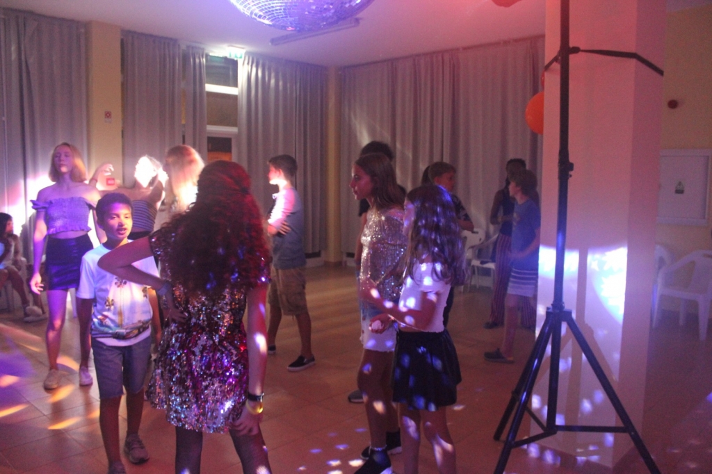 Village Camps International Summer Camp Santa Cruz, Portugal 2025-07-25 https://www.villagecamps.com/journals_admin/images/2191-2049-IMG_9147.jpg