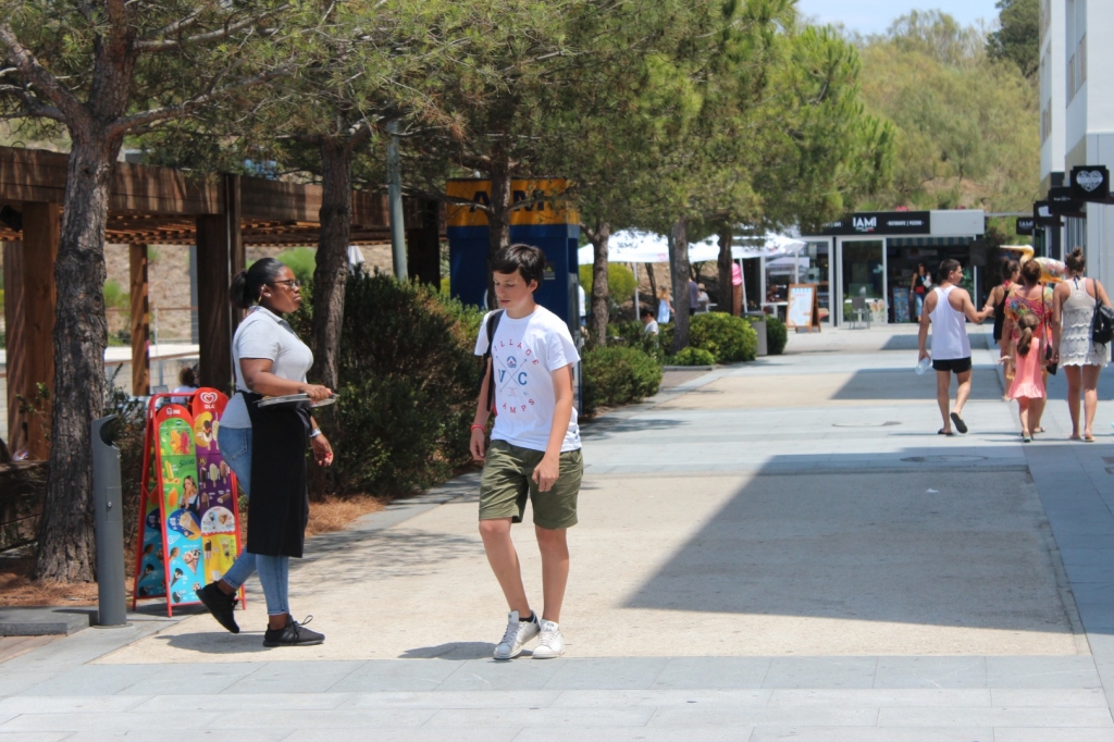 Village Camps International Summer Camp Santa Cruz, Portugal 2025-07-25 https://www.villagecamps.com/journals_admin/images/2192-8836-IMG_7703.jpg