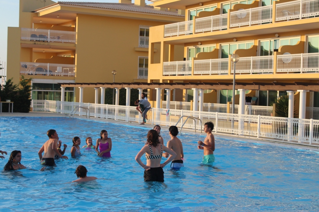 Village Camps International Summer Camp Santa Cruz, Portugal 2025-07-25 https://www.villagecamps.com/journals_admin/images/2193-2228-IMG_8289.jpg