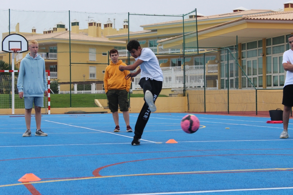 Village Camps International Summer Camp Santa Cruz, Portugal 2025-07-25 https://www.villagecamps.com/journals_admin/images/2253-2256-IMG_9799.jpg