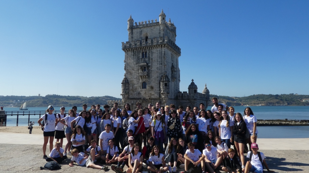 Village Camps International Summer Camp Santa Cruz, Portugal 2025-07-25 https://www.villagecamps.com/journals_admin/images/2256-4083-P1040621.jpg