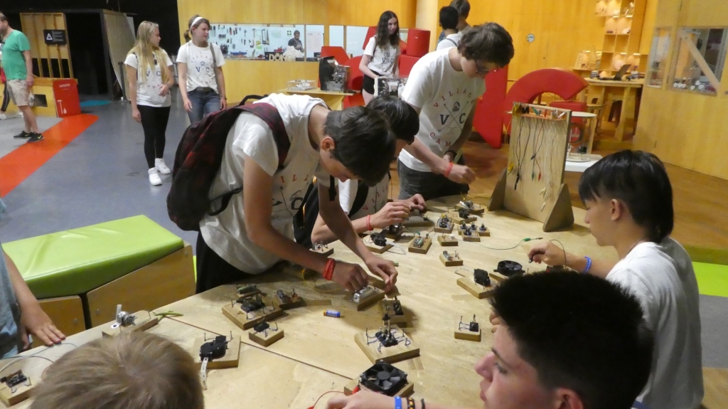Village Camps International Summer Camp Santa Cruz, Portugal 2025-07-25 https://www.villagecamps.com/journals_admin/images/2256-4331-P1040688.jpg