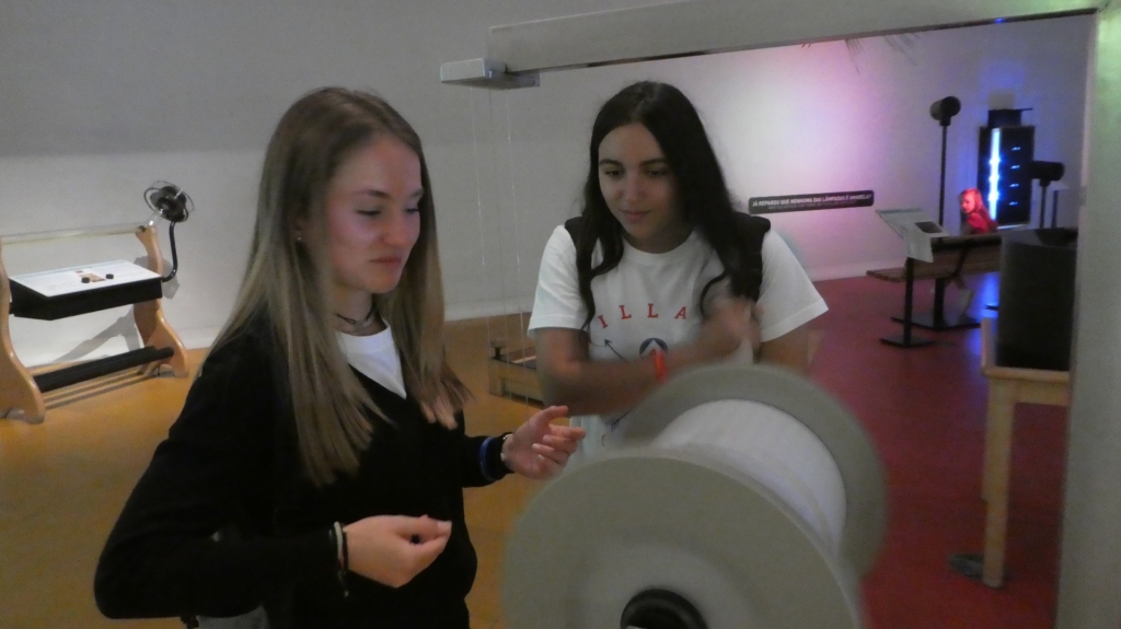 Village Camps International Summer Camp Santa Cruz, Portugal 2025-07-25 https://www.villagecamps.com/journals_admin/images/2256-4455-P1040714.jpg