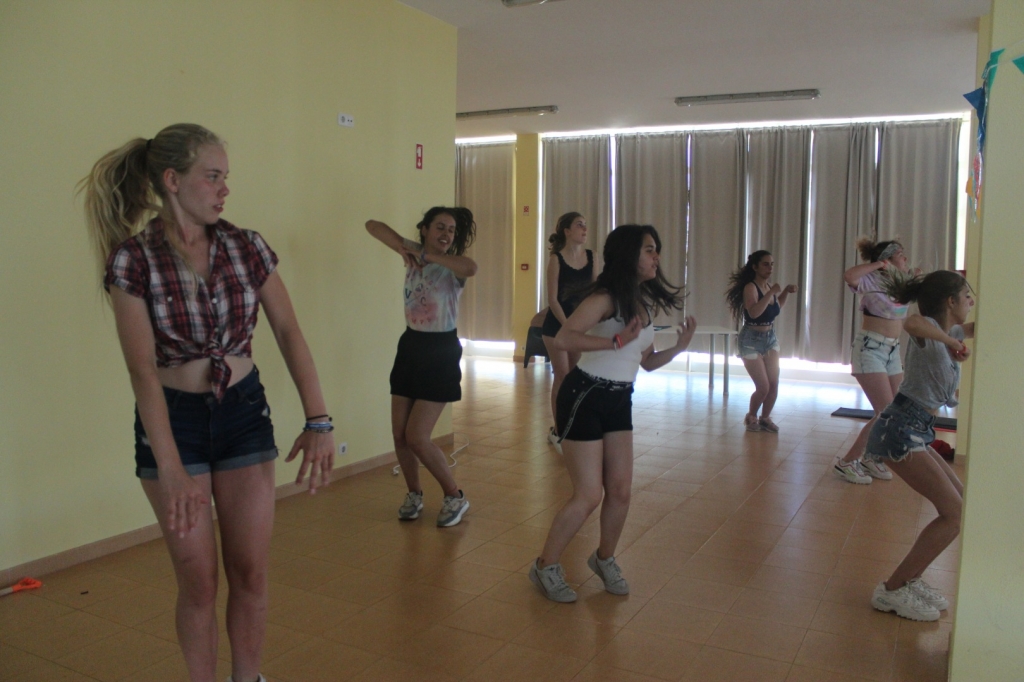 Village Camps International Summer Camp Santa Cruz, Portugal 2025-07-25 https://www.villagecamps.com/journals_admin/images/2259-0298-IMG_1657.jpg