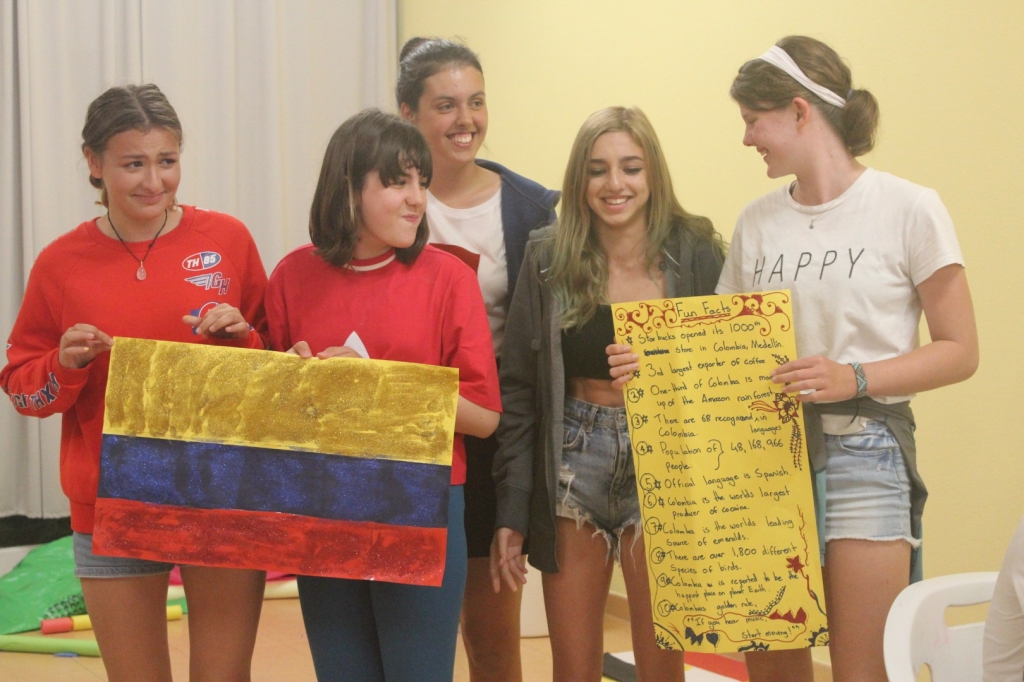 Village Camps International Summer Camp   https://www.villagecamps.com/journals_admin/images/2260-1035-IMG_2053.jpg