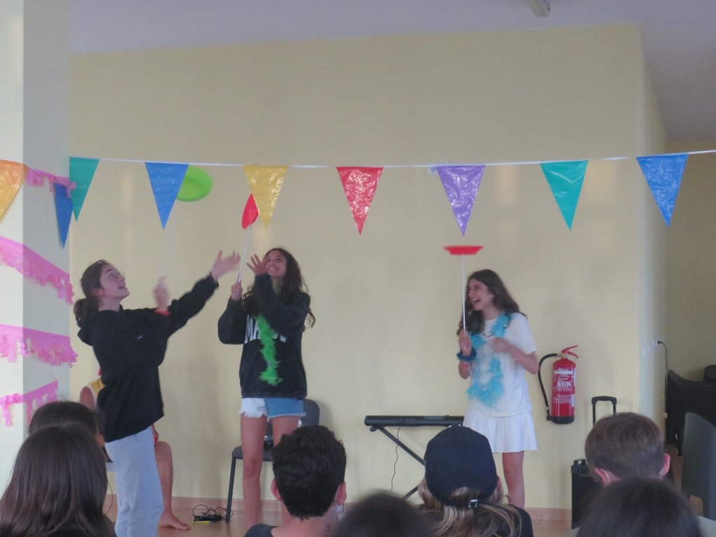 Village Camps International Summer Camp Santa Cruz, Portugal 2025-07-25 https://www.villagecamps.com/journals_admin/images/2366-3861-IMG_7986.jpg