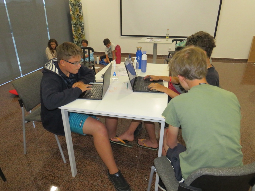Village Camps International Summer Camp Santa Cruz, Portugal 2025-07-25 https://www.villagecamps.com/journals_admin/images/2367-1263-IMG_8255.jpg