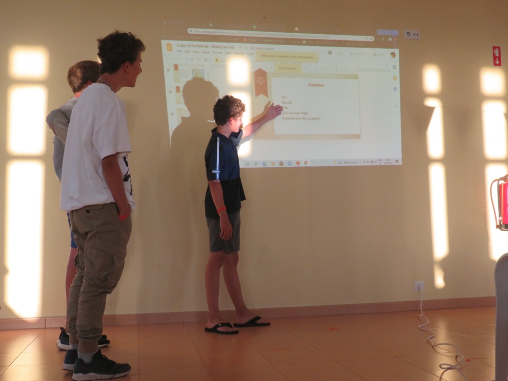 Village Camps International Summer Camp Santa Cruz, Portugal 2025-07-25 https://www.villagecamps.com/journals_admin/images/2368-8672-IMG_8486.jpg