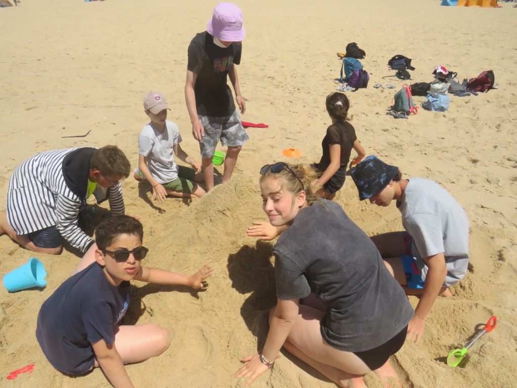 Village Camps International Summer Camp Santa Cruz, Portugal 2025-07-25 https://www.villagecamps.com/journals_admin/images/2370-0473-IMG_8764.jpg