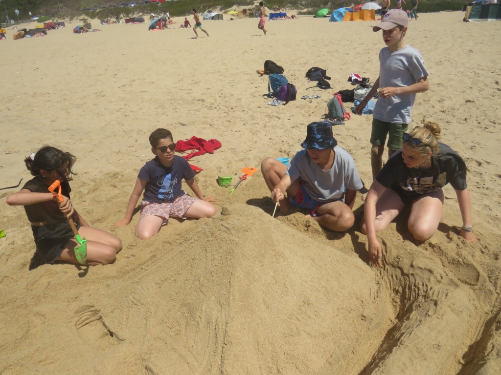 Village Camps International Summer Camp Santa Cruz, Portugal 2025-07-25 https://www.villagecamps.com/journals_admin/images/2370-0745-IMG_8815.jpg