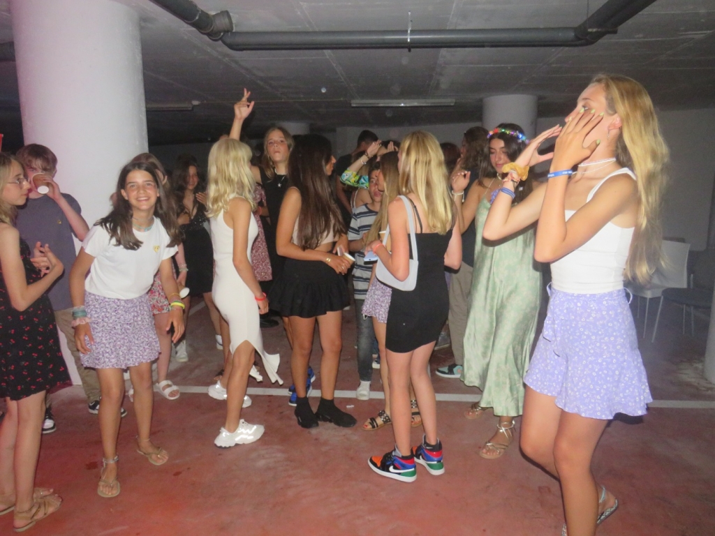 Village Camps International Summer Camp Santa Cruz, Portugal 2025-07-25 https://www.villagecamps.com/journals_admin/images/2372-3998-IMG_9139.jpg Village Camps International Summer Camp Santa Cruz, Portugal 2025-07-25 https://www.villagecamps.com/journals_admin/images/2372-3998-IMG_9139.jpg