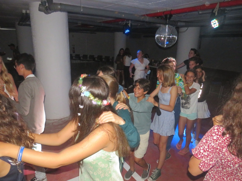 Village Camps International Summer Camp Santa Cruz, Portugal 2025-07-25 https://www.villagecamps.com/journals_admin/images/2372-4003-IMG_9148.jpg