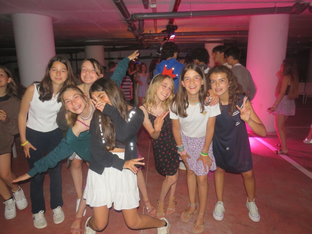 Village Camps International Summer Camp Santa Cruz, Portugal 2025-07-25 https://www.villagecamps.com/journals_admin/images/2372-4004-IMG_9140.jpg Village Camps International Summer Camp Santa Cruz, Portugal 2025-07-25 https://www.villagecamps.com/journals_admin/images/2372-4004-IMG_9140.jpg