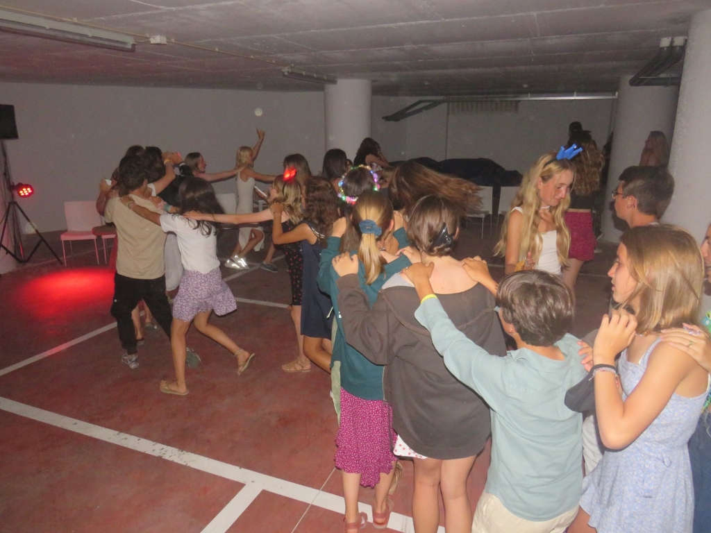 Village Camps International Summer Camp Santa Cruz, Portugal 2026-07-31 https://www.villagecamps.com/journals_admin/images/2372-4005-IMG_9149.jpg