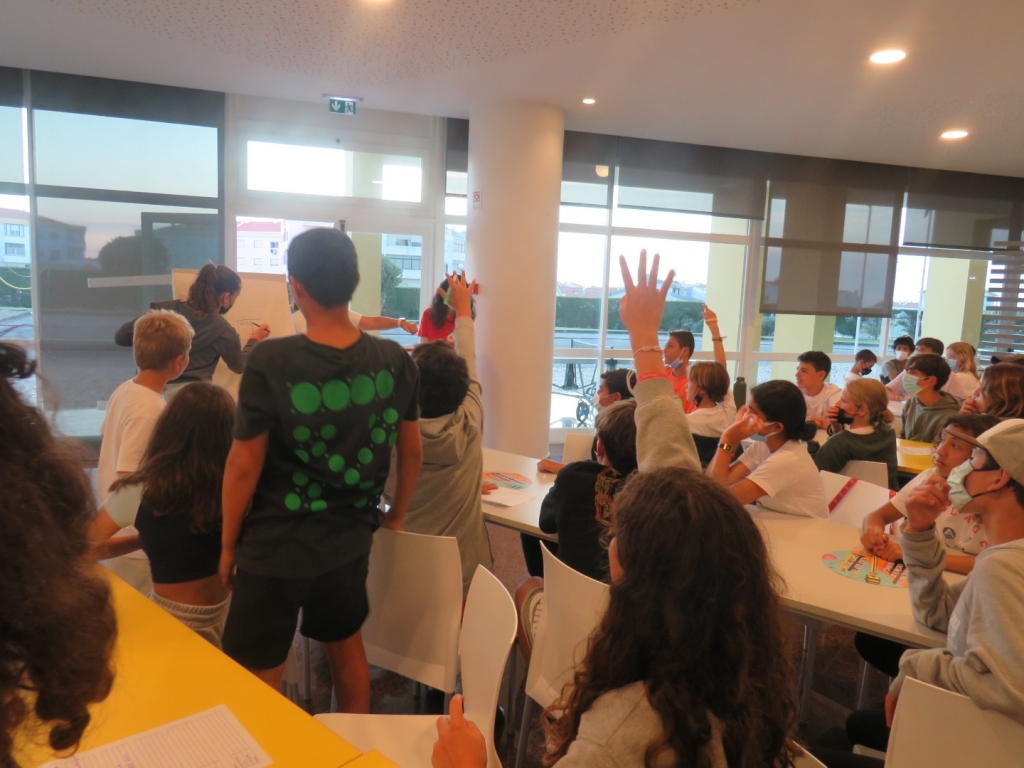 Village Camps International Summer Camp Santa Cruz, Portugal 2025-07-25 https://www.villagecamps.com/journals_admin/images/2421-4049-IMG_9728.jpg