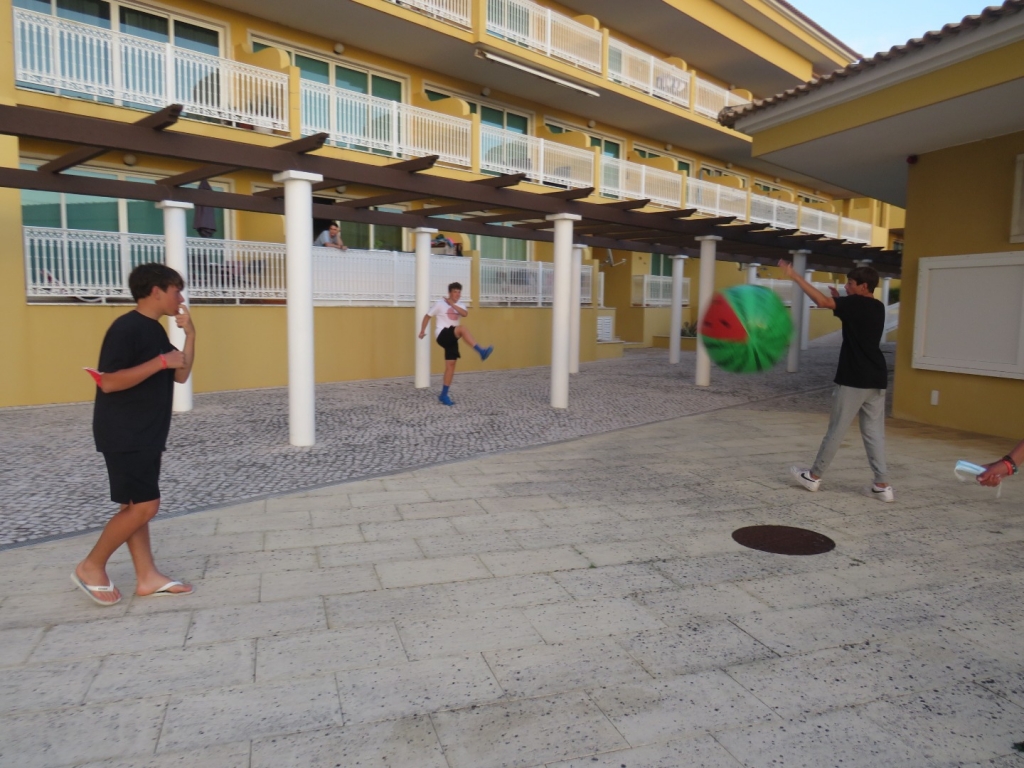 Village Camps International Summer Camp Santa Cruz, Portugal 2025-07-25 https://www.villagecamps.com/journals_admin/images/2429-1803-IMG_1454.jpg