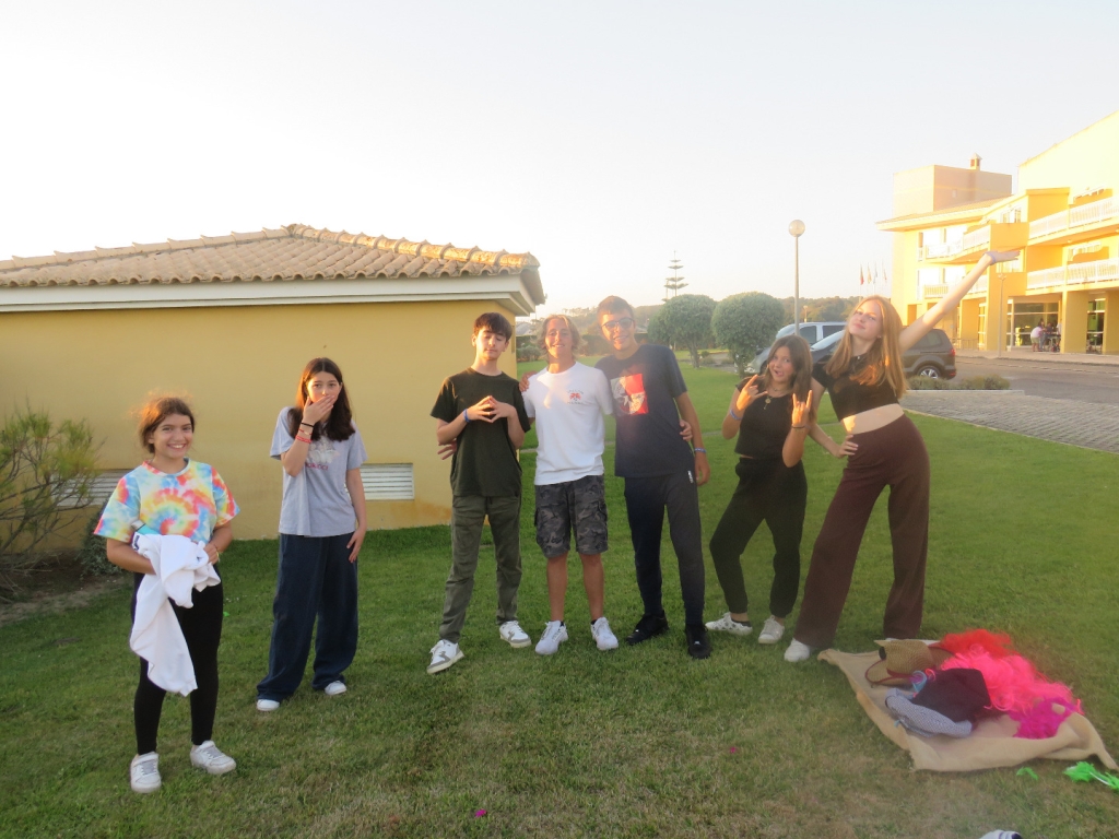 Village Camps International Summer Camp Santa Cruz, Portugal 2025-07-25 https://www.villagecamps.com/journals_admin/images/2463-3753-IMG_2582.jpg