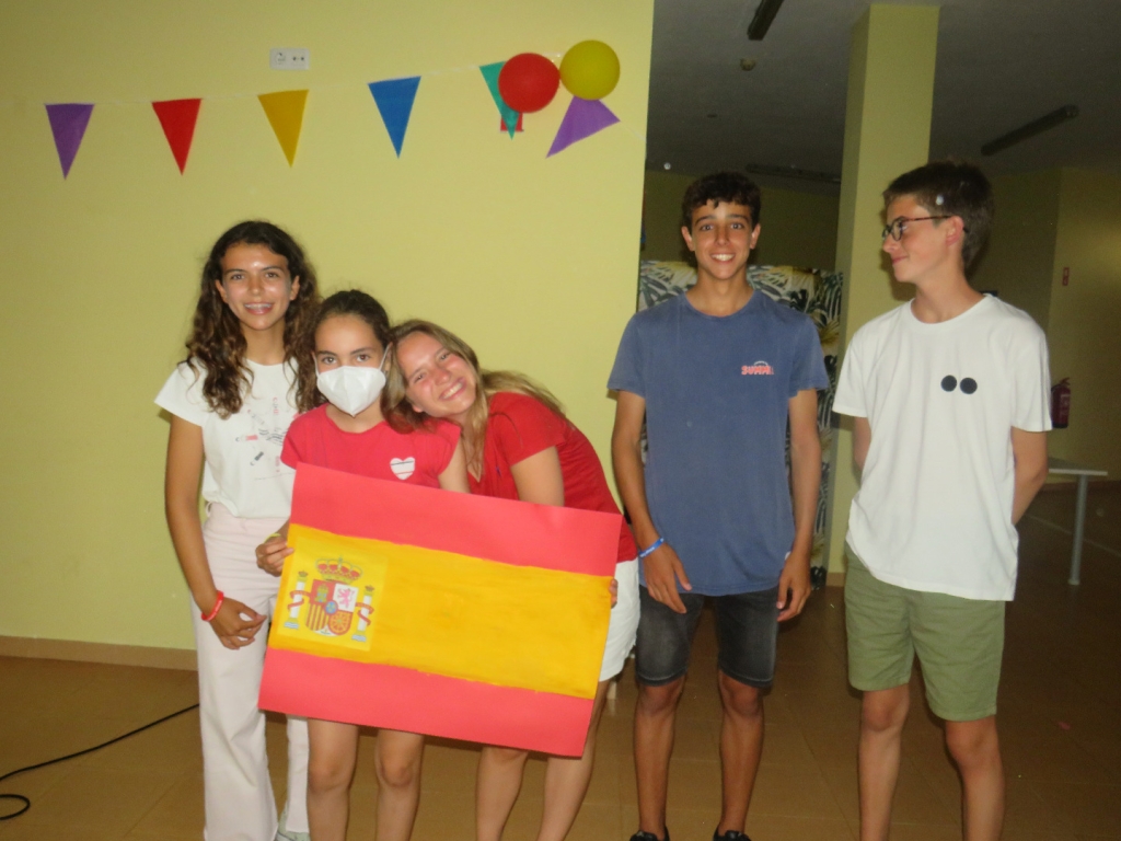 Village Camps International Summer Camp Santa Cruz, Portugal 2025-07-25 https://www.villagecamps.com/journals_admin/images/2466-3549-IMG_3440.jpg
