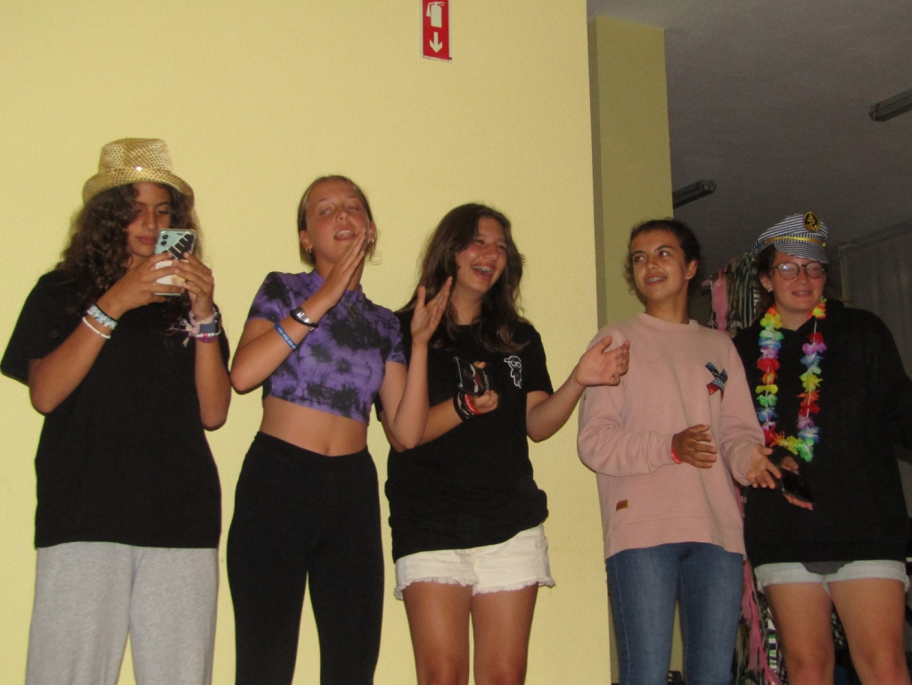 Village Camps International Summer Camp Santa Cruz, Portugal 2025-07-25 https://www.villagecamps.com/journals_admin/images/2468-5062-IMG_1621.jpg