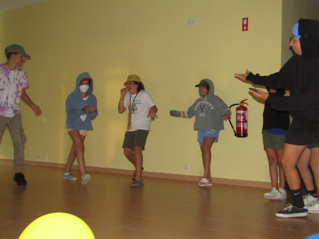 Village Camps International Summer Camp Santa Cruz, Portugal 2025-07-25 https://www.villagecamps.com/journals_admin/images/2468-5157-IMG_1409.jpg